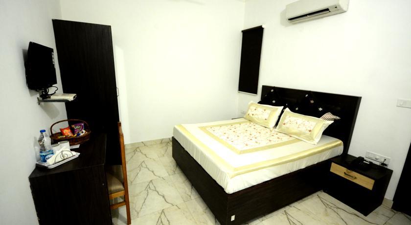 Hotel Mehra Inn Amritsar Quarto foto