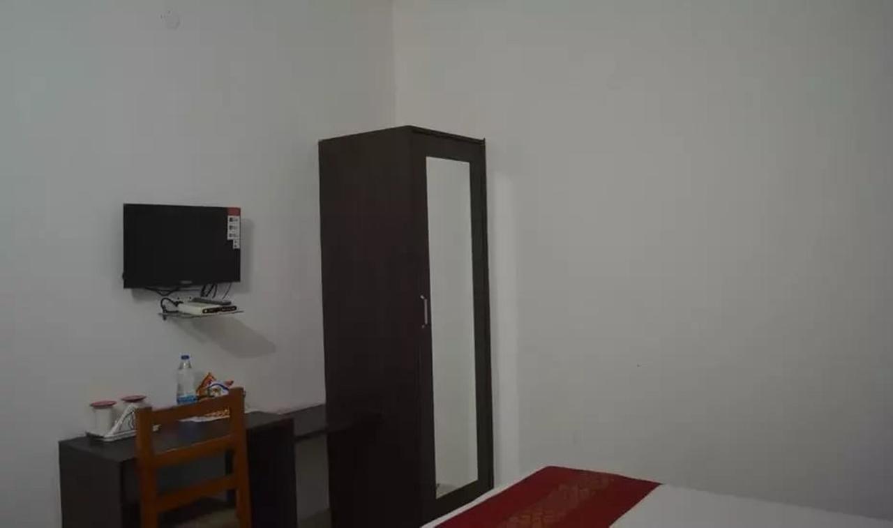 Hotel Mehra Inn Amritsar Exterior foto